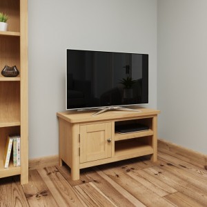 Buxton Rustic Oak Furniture Small TV Unit