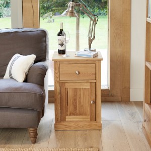 Mobel Oak Furniture 1 Door 1 Drawer Lamp Table